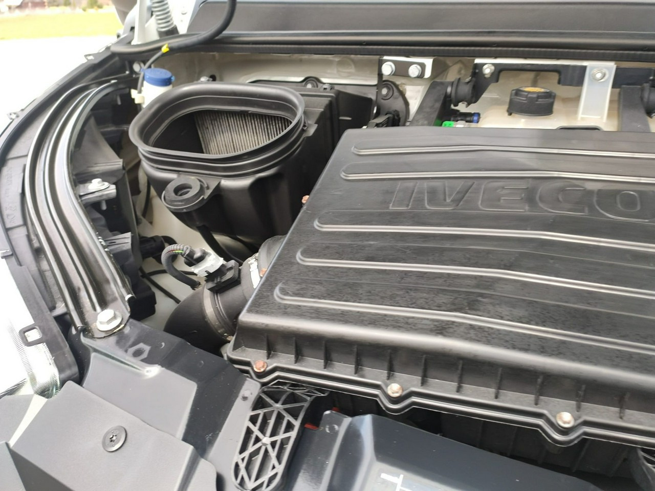 Leasing para Iveco Daily 55S17W 4x4 Zwyżka 19m Versalift Lat 55 TB Time France Iveco Daily 55S17W 4x4 Zwyżka 19m Versalift Lat 55 TB Time France: foto 26