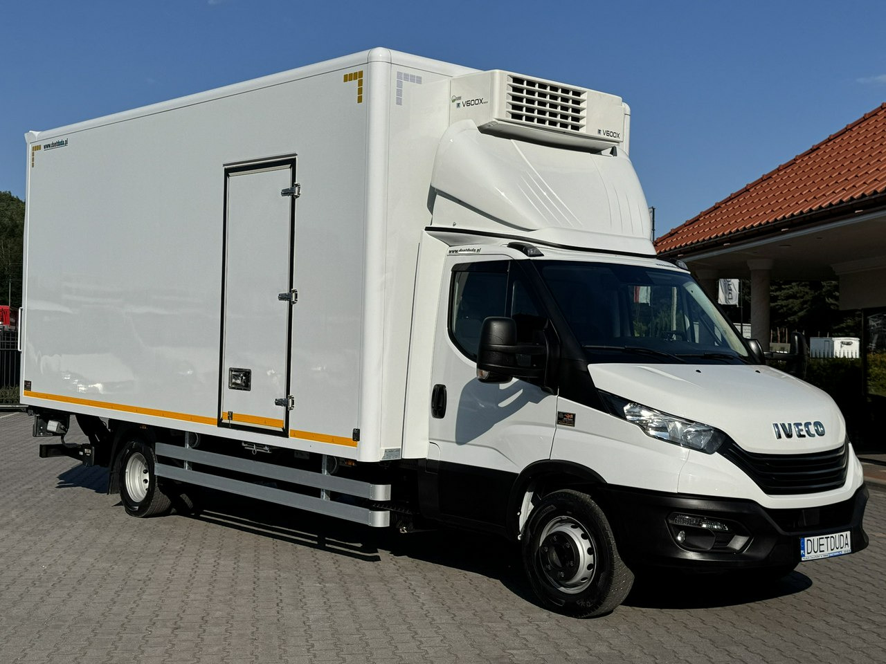 Iveco Daily 72C18 Mroźnia HI-MATIC 14 Euro Palet - Furgoneta frigorifica: foto 1 Iveco Daily 72C18 Mroźnia HI-MATIC 14 Euro Palet - Furgoneta frigorifica: foto 1