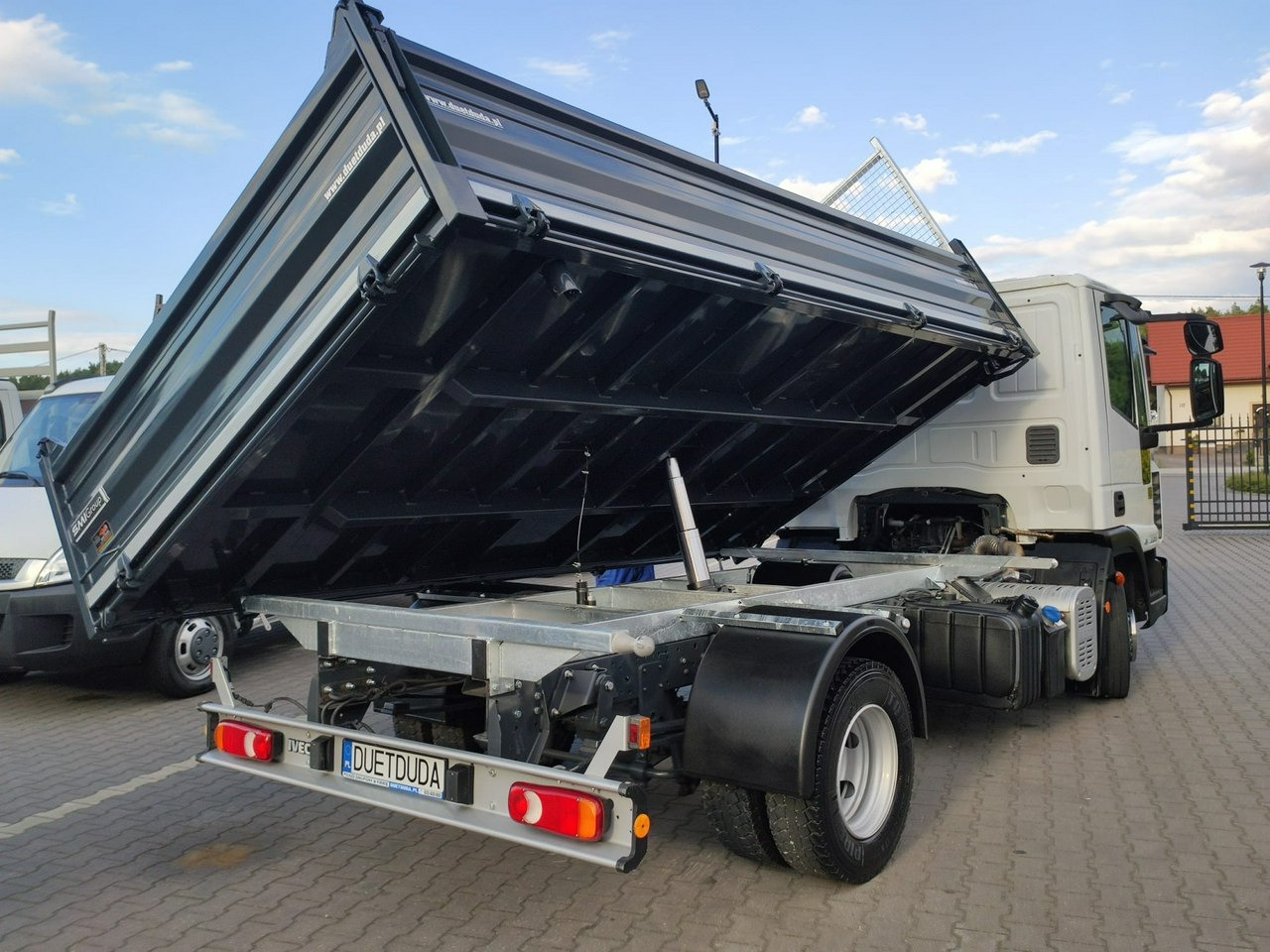 Iveco Eurocargo 80EL18 E5 Super Stan UNIKAT !!! - Camión volquete: foto 4 Iveco Eurocargo 80EL18 E5 Super Stan UNIKAT !!! - Camión volquete: foto 4
