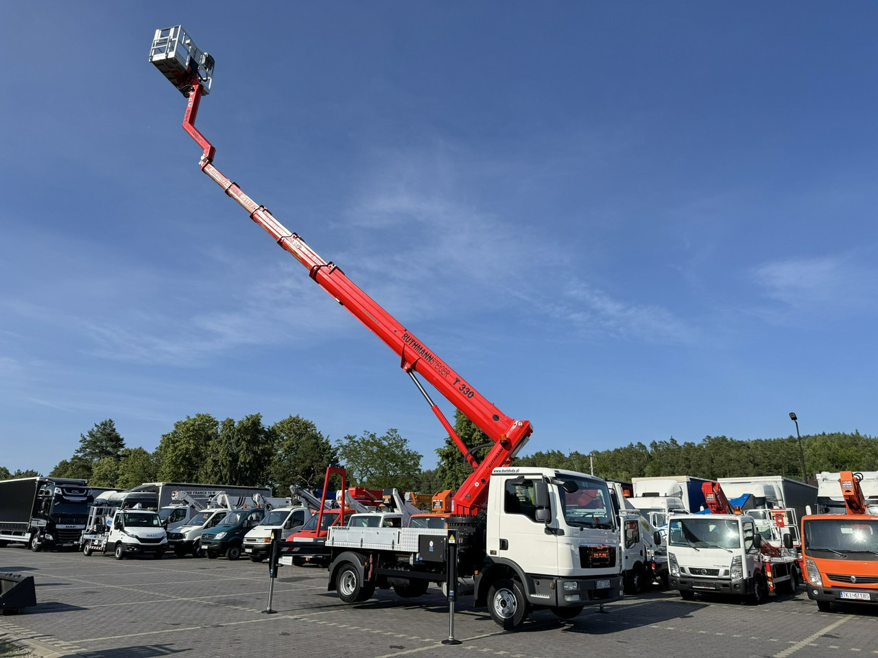 MAN TGL 7.150 Zwyżka Ruthmann T330 33-Metry DMC 7500KG 21m w Bok - Camión con plataforma elevadora: foto 1 MAN TGL 7.150 Zwyżka Ruthmann T330 33-Metry DMC 7500KG 21m w Bok - Camión con plataforma elevadora: foto 1