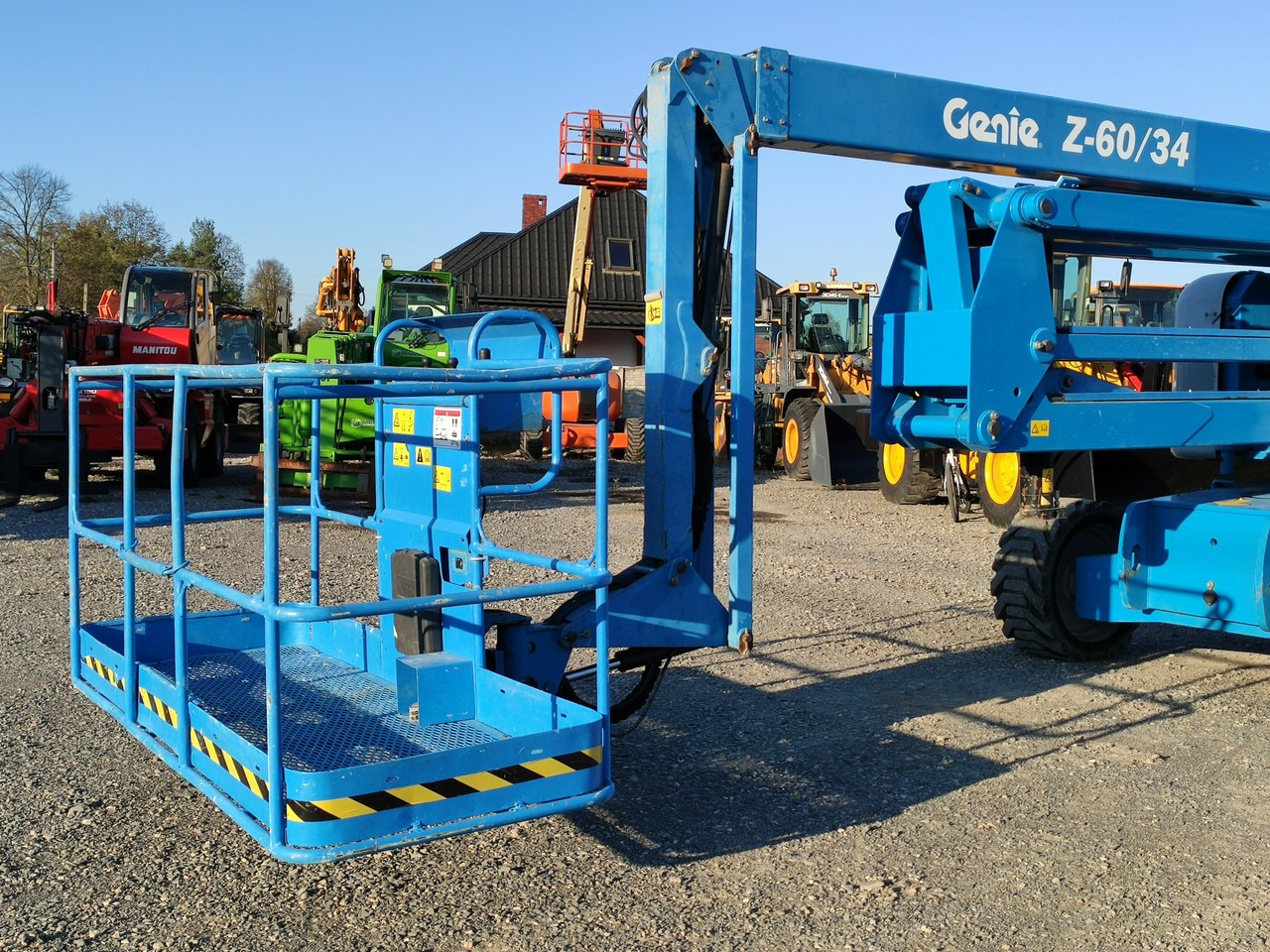 Manitou 200 ATJ,Genie Z60/34 PODNOŚNIK PRZEGUBOWY TELEKOPOWY JGL 4x4 4WD - Plataforma articulada: foto 3 Manitou 200 ATJ,Genie Z60/34 PODNOŚNIK PRZEGUBOWY TELEKOPOWY JGL 4x4 4WD - Plataforma articulada: foto 3