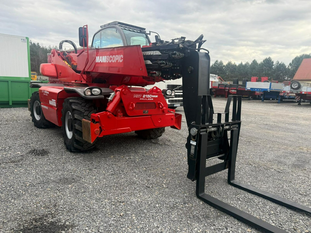 Manitou MRT 2150 ROTO Ładowarka Teleskopowa Obrotowa 2550 - Manipulador telescópico: foto 3 Manitou MRT 2150 ROTO Ładowarka Teleskopowa Obrotowa 2550 - Manipulador telescópico: foto 3