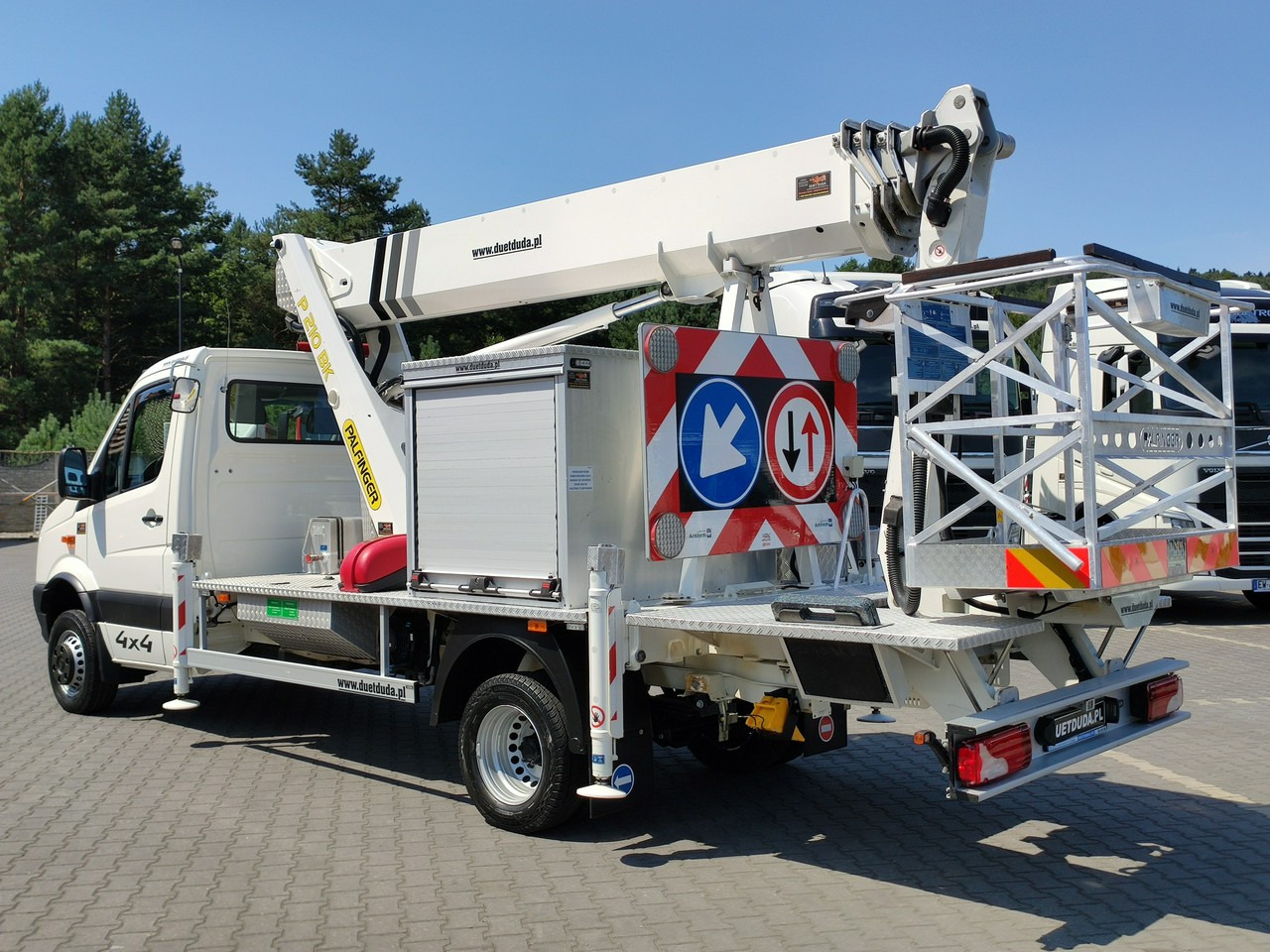 Camión con plataforma elevadora Volkswagen Crafter: foto 15