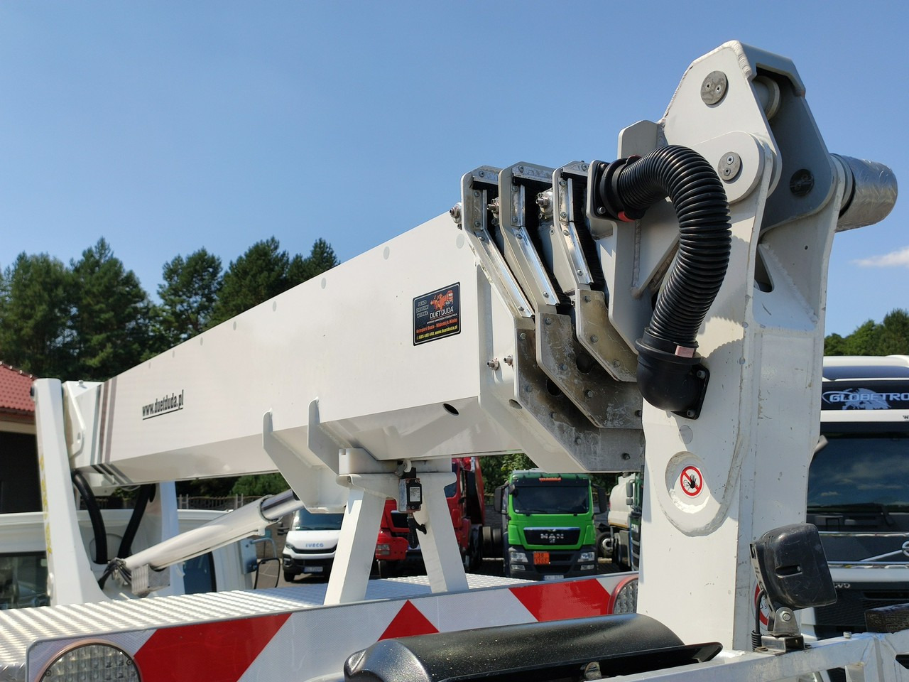 Camión con plataforma elevadora Volkswagen Crafter: foto 22