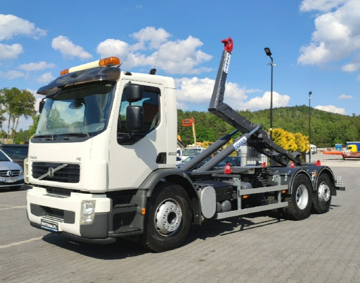 Volvo FE 26.300 Hakowiec Napęd 6x2 Oś Skrętna - Camión multibasculante: foto 1 Volvo FE 26.300 Hakowiec Napęd 6x2 Oś Skrętna - Camión multibasculante: foto 1