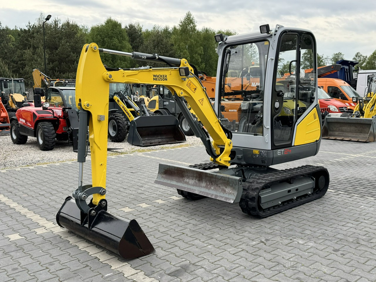 Wacker Neuson ET 24 Mało Używana Przepracowane tylko 800mth - Miniexcavadora: foto 5 Wacker Neuson ET 24 Mało Używana Przepracowane tylko 800mth - Miniexcavadora: foto 5