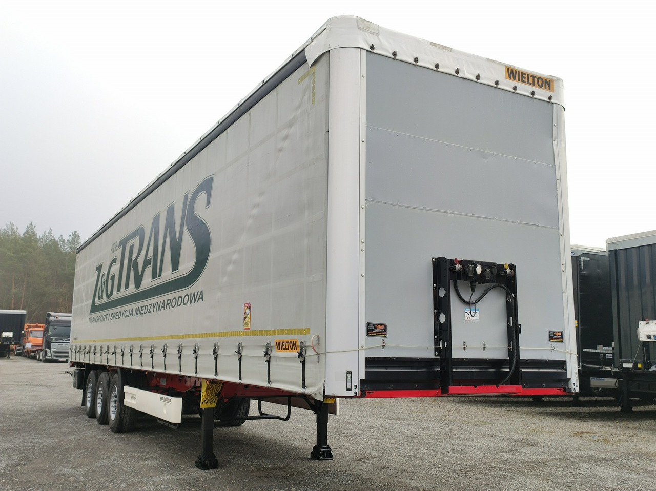 Wielton Standard Osie SAF - Semirremolque lona: foto 4 Wielton Standard Osie SAF - Semirremolque lona: foto 4