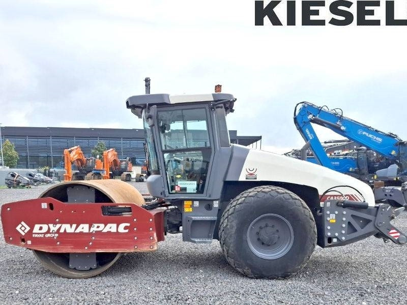 Dynapac CA 3500 D CP - Compactador: foto 1 Dynapac CA 3500 D CP - Compactador: foto 1