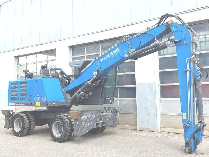 Fuchs MHL 320 F - Manipulador de materiales: foto 4 Fuchs MHL 320 F - Manipulador de materiales: foto 4