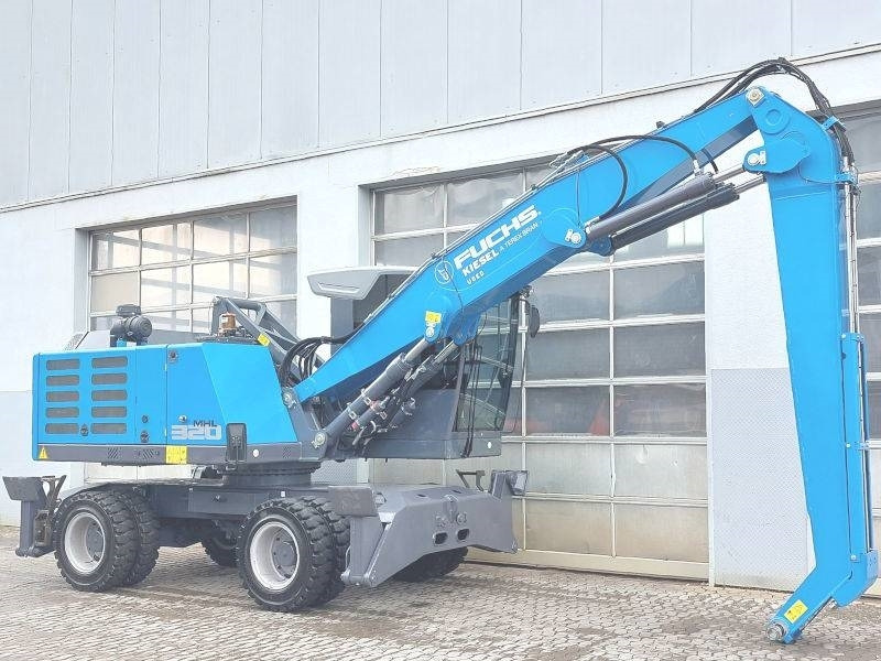 Fuchs MHL 320 F - Manipulador de materiales: foto 4 Fuchs MHL 320 F - Manipulador de materiales: foto 4