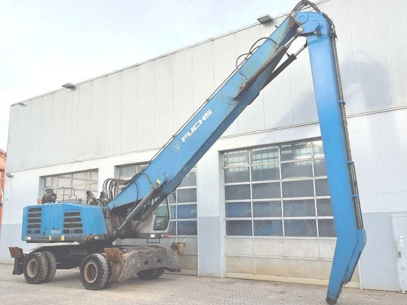 Fuchs MHL 350 F - Manipulador de materiales: foto 4 Fuchs MHL 350 F - Manipulador de materiales: foto 4