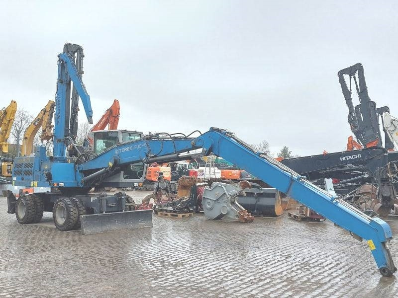 Fuchs MHL 820 D Elektro - Manipulador de materiales: foto 4 Fuchs MHL 820 D Elektro - Manipulador de materiales: foto 4