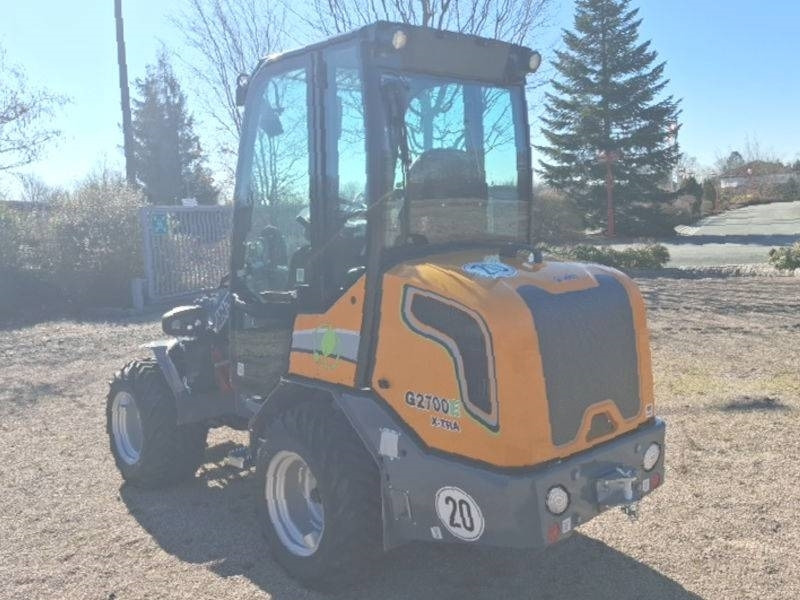 Giant G 2700 E X-Tra Elektro - Minicargadora: foto 3 Giant G 2700 E X-Tra Elektro - Minicargadora: foto 3