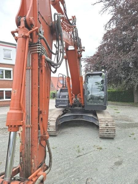 Hitachi ZX 210 LC-6 - Excavadora de cadenas: foto 2 Hitachi ZX 210 LC-6 - Excavadora de cadenas: foto 2