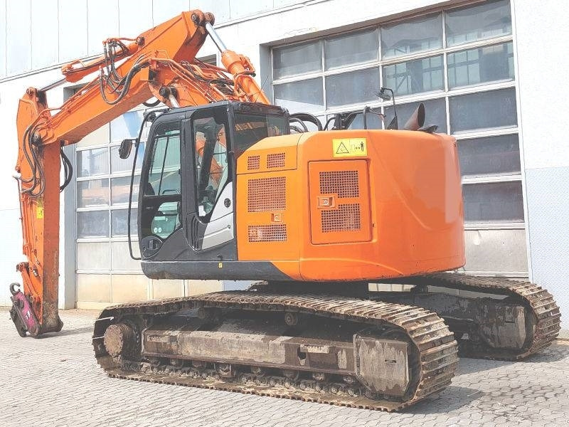 Hitachi ZX 225 US LC-5 - Excavadora de cadenas: foto 3 Hitachi ZX 225 US LC-5 - Excavadora de cadenas: foto 3
