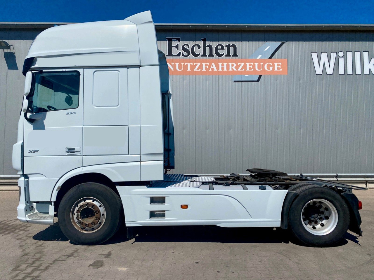 DAF XF 530 Super Space Cab | Hydraulik*Standklima - Cabeza tractora: foto 2 DAF XF 530 Super Space Cab | Hydraulik*Standklima - Cabeza tractora: foto 2