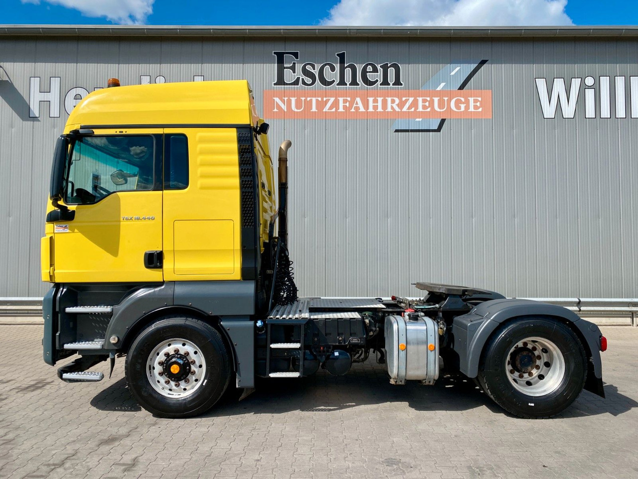 MAN TGX 18.440 4x4 HYDRO | XLX*2x Hydraulik*Retarder - Cabeza tractora: foto 2 MAN TGX 18.440 4x4 HYDRO | XLX*2x Hydraulik*Retarder - Cabeza tractora: foto 2