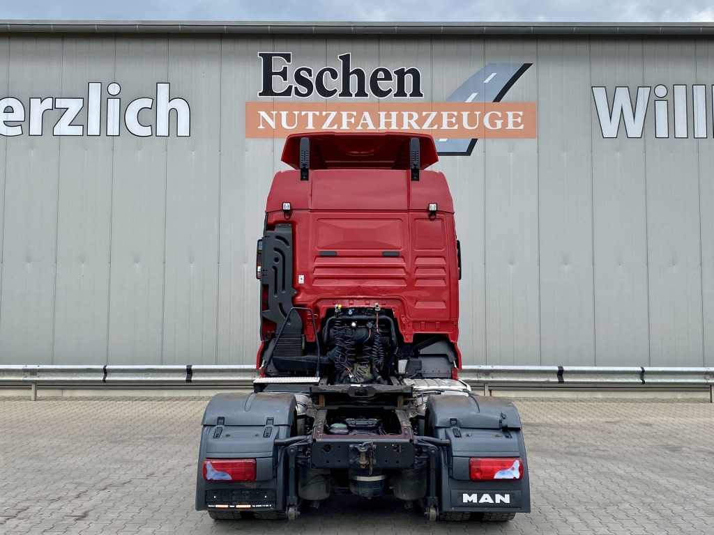 MAN TGX 18.460 4x2 LLS-U - Cabeza tractora: foto 4 MAN TGX 18.460 4x2 LLS-U - Cabeza tractora: foto 4