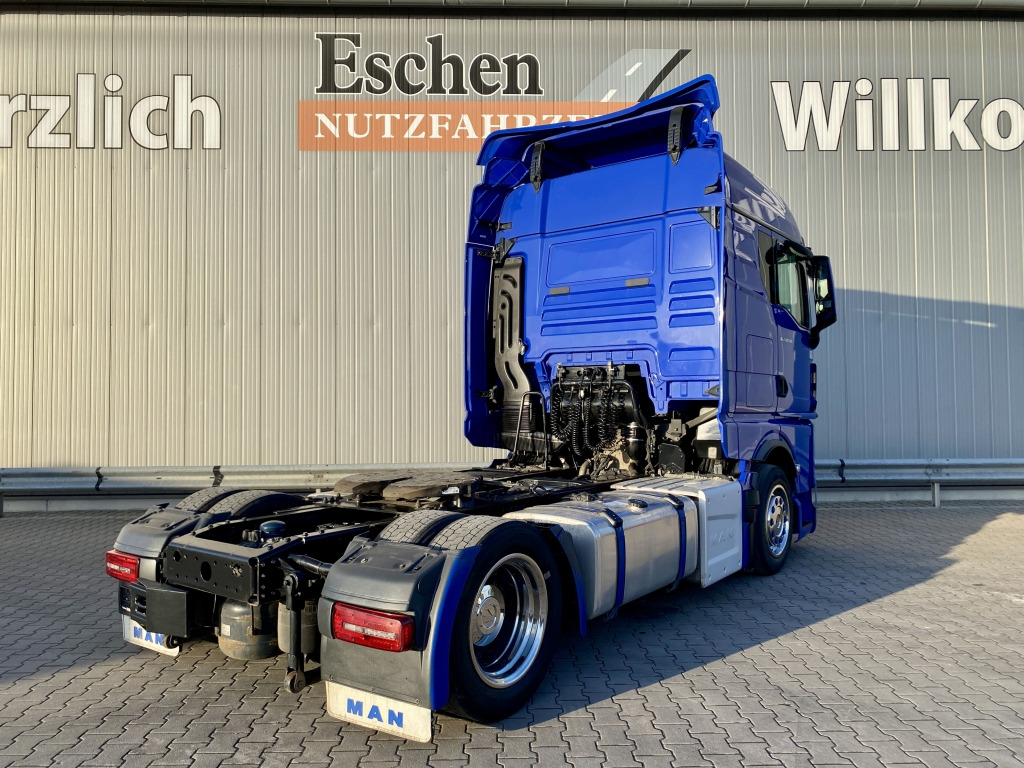 MAN TGX 18.510 4x2 LL / Lowliner - Cabeza tractora: foto 3 MAN TGX 18.510 4x2 LL / Lowliner - Cabeza tractora: foto 3