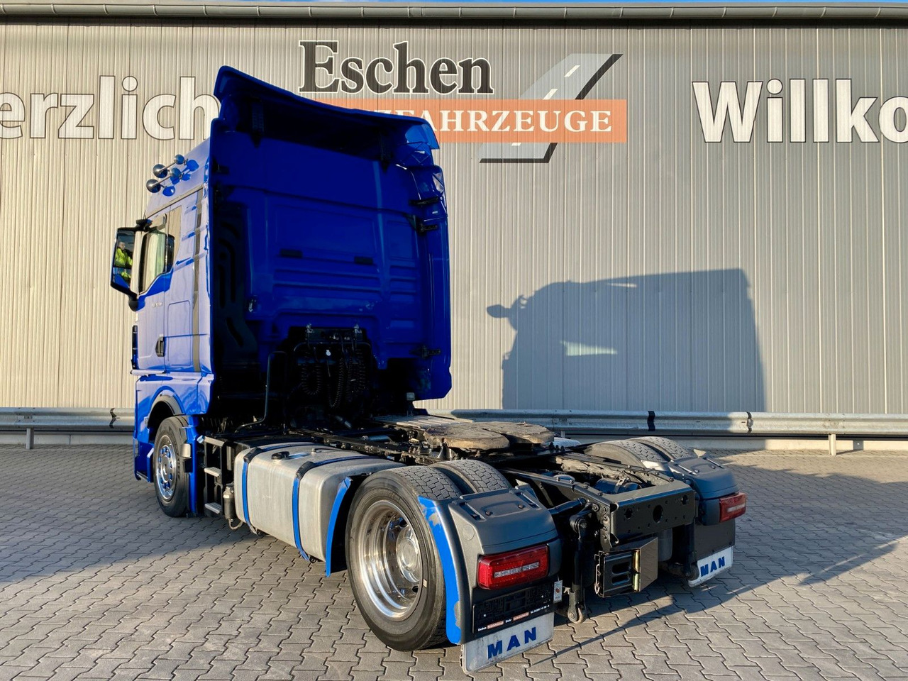 MAN TGX 18.510 |TG3*GM-Kabine*Retarder*ACC*Navi*1.Hd - Cabeza tractora: foto 3 MAN TGX 18.510 |TG3*GM-Kabine*Retarder*ACC*Navi*1.Hd - Cabeza tractora: foto 3