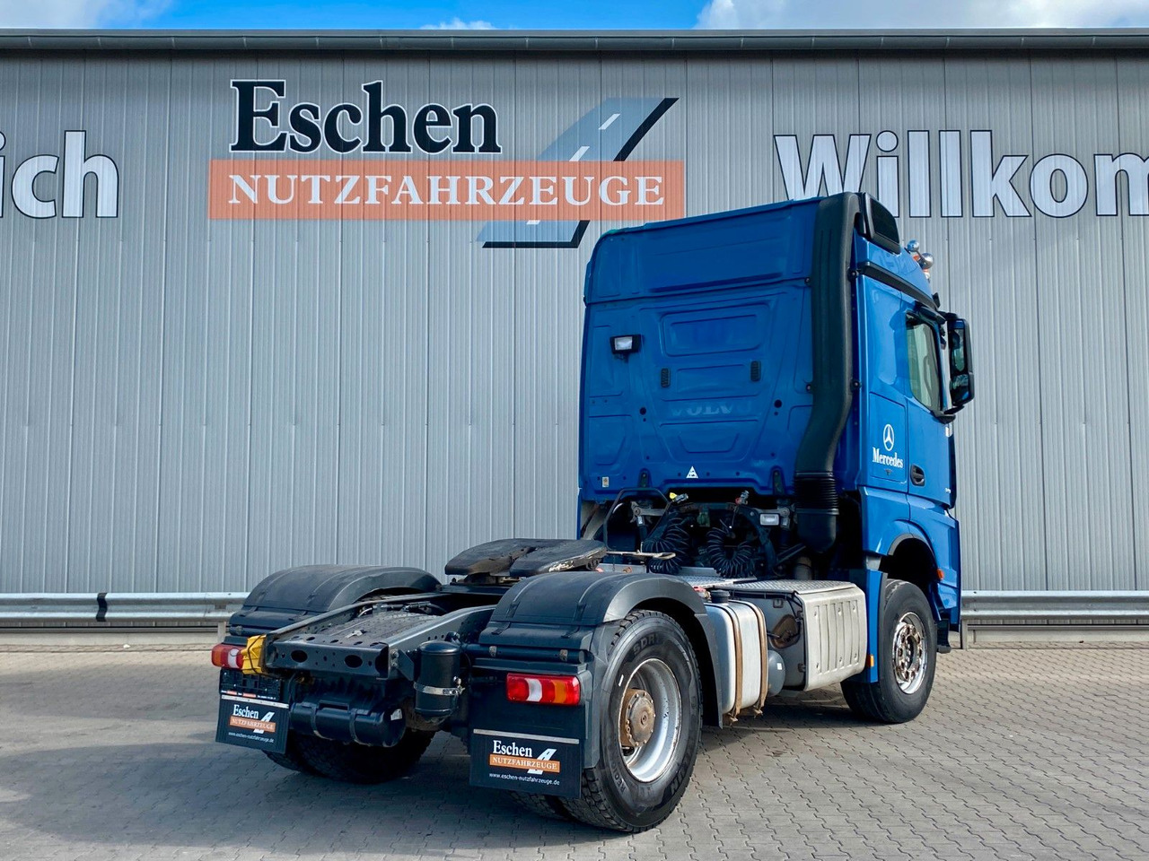 Mercedes-Benz 1851 Arocs LS | 2x Hydraulik*Reifen:70%*1.Hd*AC - Cabeza tractora: foto 5 Mercedes-Benz 1851 Arocs LS | 2x Hydraulik*Reifen:70%*1.Hd*AC - Cabeza tractora: foto 5