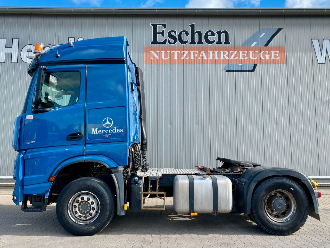 Mercedes-Benz 1851 Arocs LS | 2x Hydraulik*Reifen:70%*1.Hd*AC - Cabeza tractora: foto 2 Mercedes-Benz 1851 Arocs LS | 2x Hydraulik*Reifen:70%*1.Hd*AC - Cabeza tractora: foto 2
