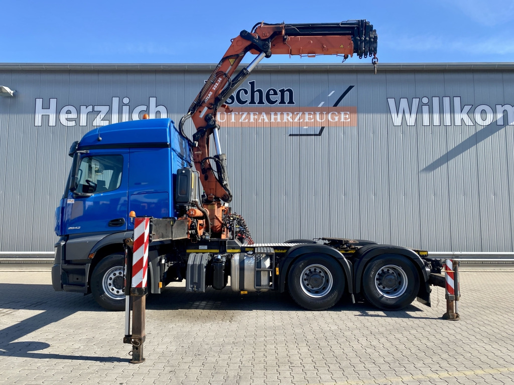 Mercedes-Benz 2642 LS 6x4 / Atlas 332.3 E-AS Faltkran - Cabeza tractora: foto 3 Mercedes-Benz 2642 LS 6x4 / Atlas 332.3 E-AS Faltkran - Cabeza tractora: foto 3
