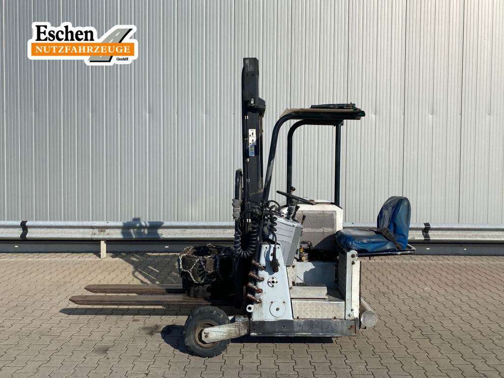 Cangaru ST 4U 53 2035 DR Mitnahmestapler - Carretilla elevadora diésel: foto 2 Cangaru ST 4U 53 2035 DR Mitnahmestapler - Carretilla elevadora diésel: foto 2