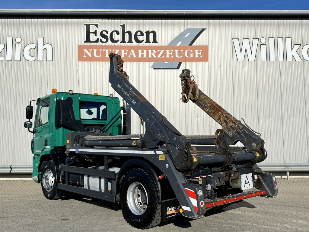 DAF CF 450 - Camión portacontenedor de cadenas: foto 4 DAF CF 450 - Camión portacontenedor de cadenas: foto 4