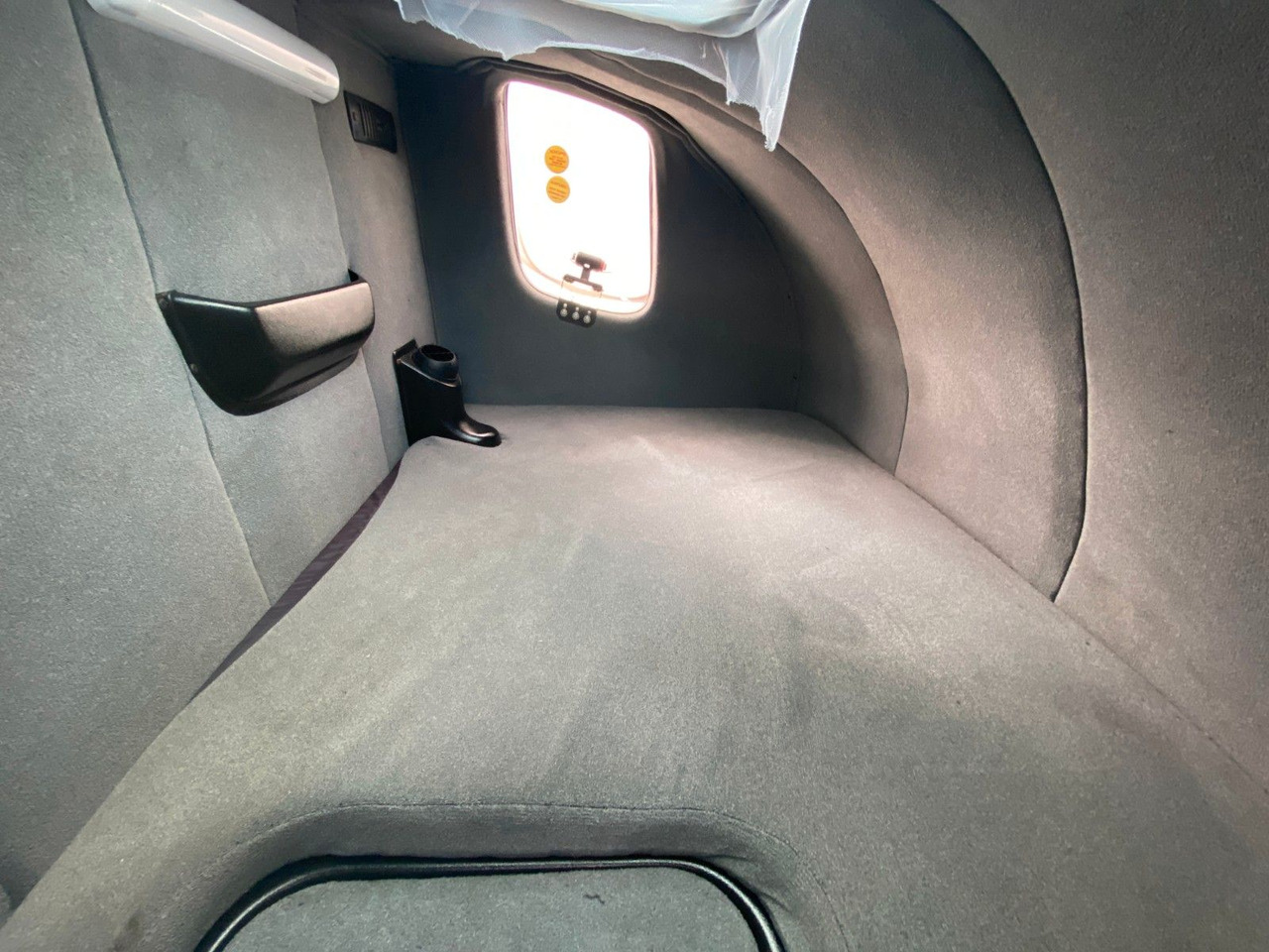 Furgoneta con lona Iveco Daily Hi-Matic 70 C 21 Topsleeper | LBW 1,00to.: foto 14
