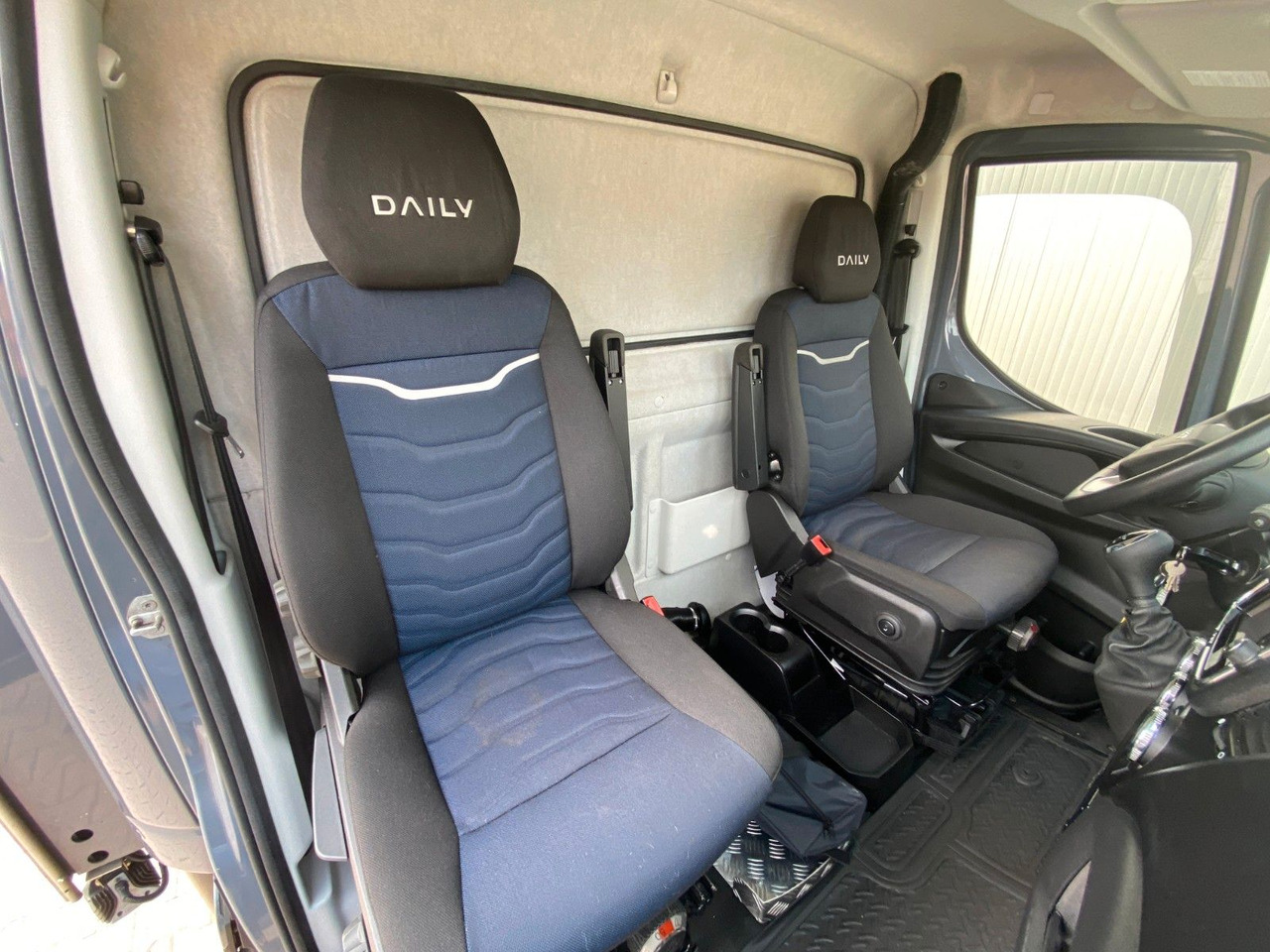 Furgoneta con lona Iveco Daily Hi-Matic 70 C 21 Topsleeper | LBW 1,00to.: foto 12