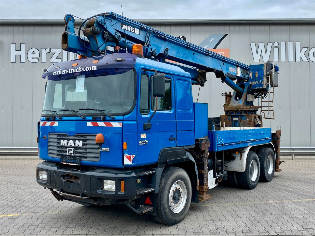MAN 27.464 6x4 | MKG HMK 350a 2L*FUNK*Retarder*AHK MAN 27.464 6x4 | MKG HMK 350a 2L*FUNK*Retarder*AHK - Camión grúa: foto 1 MAN 27.464 6x4 | MKG HMK 350a 2L*FUNK*Retarder*AHK MAN 27.464 6x4 | MKG HMK 350a 2L*FUNK*Retarder*AHK - Camión grúa: foto 1