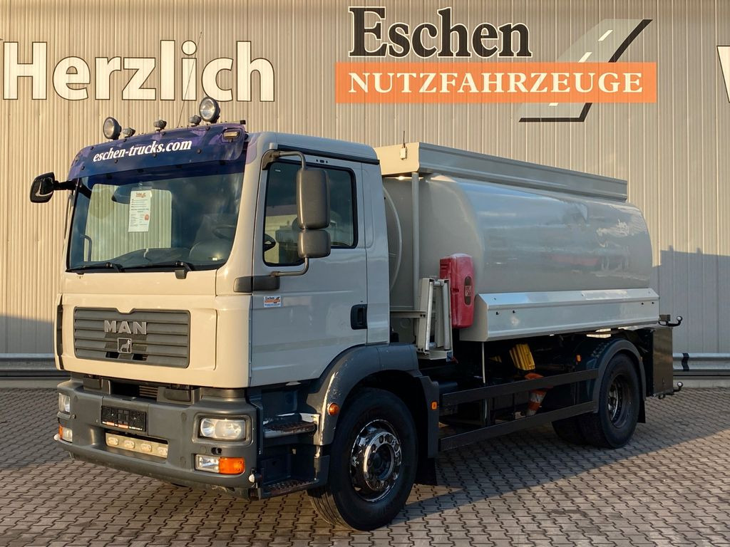 MAN TGM 18.240 |Willig A3*3x Kammern/14000ltr*1.Hand - Camión cisterna: foto 1 MAN TGM 18.240 |Willig A3*3x Kammern/14000ltr*1.Hand - Camión cisterna: foto 1