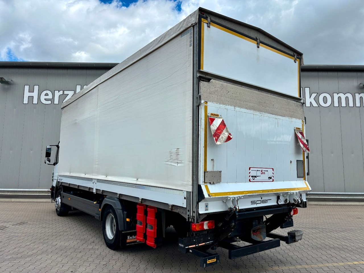 Mercedes-Benz Atego 1624 I 2,66m Höhe*Pritsche*Plane*LBW*AHK - Camión lona: foto 3 Mercedes-Benz Atego 1624 I 2,66m Höhe*Pritsche*Plane*LBW*AHK - Camión lona: foto 3