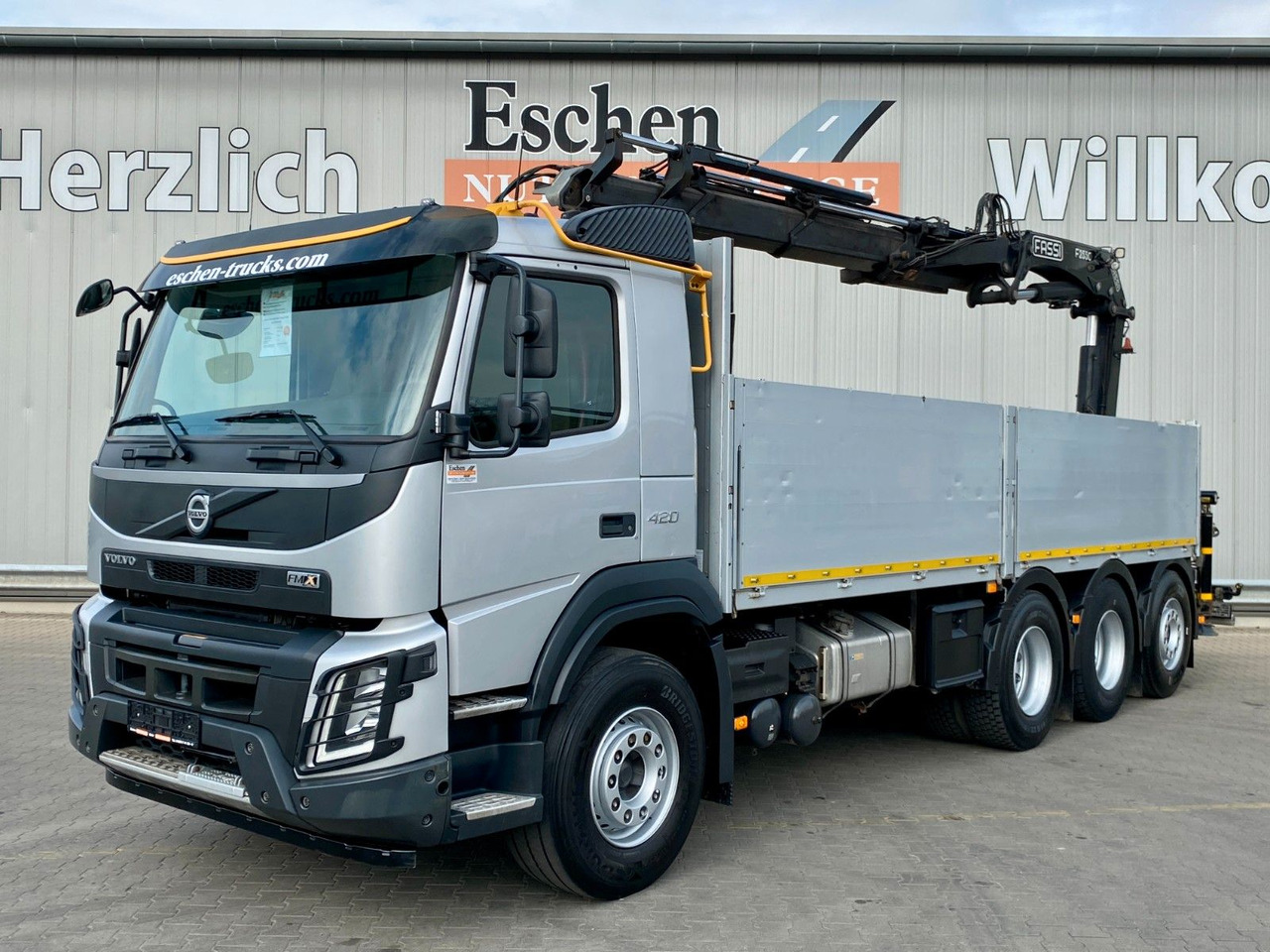 Volvo FMX 420 8x4 | Fassi F255AC2.24XE*FUNK*Fly-Jib*AC - Camión caja abierta, Camión grúa: foto 2 Volvo FMX 420 8x4 | Fassi F255AC2.24XE*FUNK*Fly-Jib*AC - Camión caja abierta, Camión grúa: foto 2