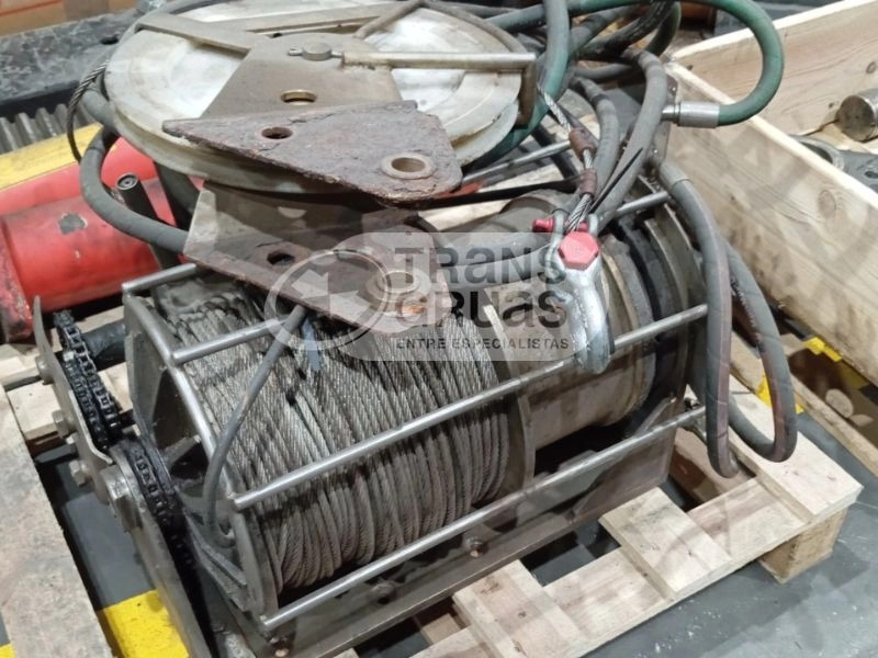 Cabrestante en aluminio para ambiente marino - Cabrestante: foto 1 Cabrestante en aluminio para ambiente marino - Cabrestante: foto 1