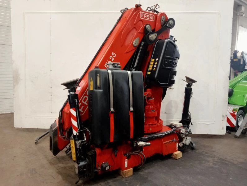 Grúa Fassi F425RA.2.23 E-DYNAMIC - Grúa para camión para Camión: foto 3 Grúa Fassi F425RA.2.23 E-DYNAMIC - Grúa para camión para Camión: foto 3