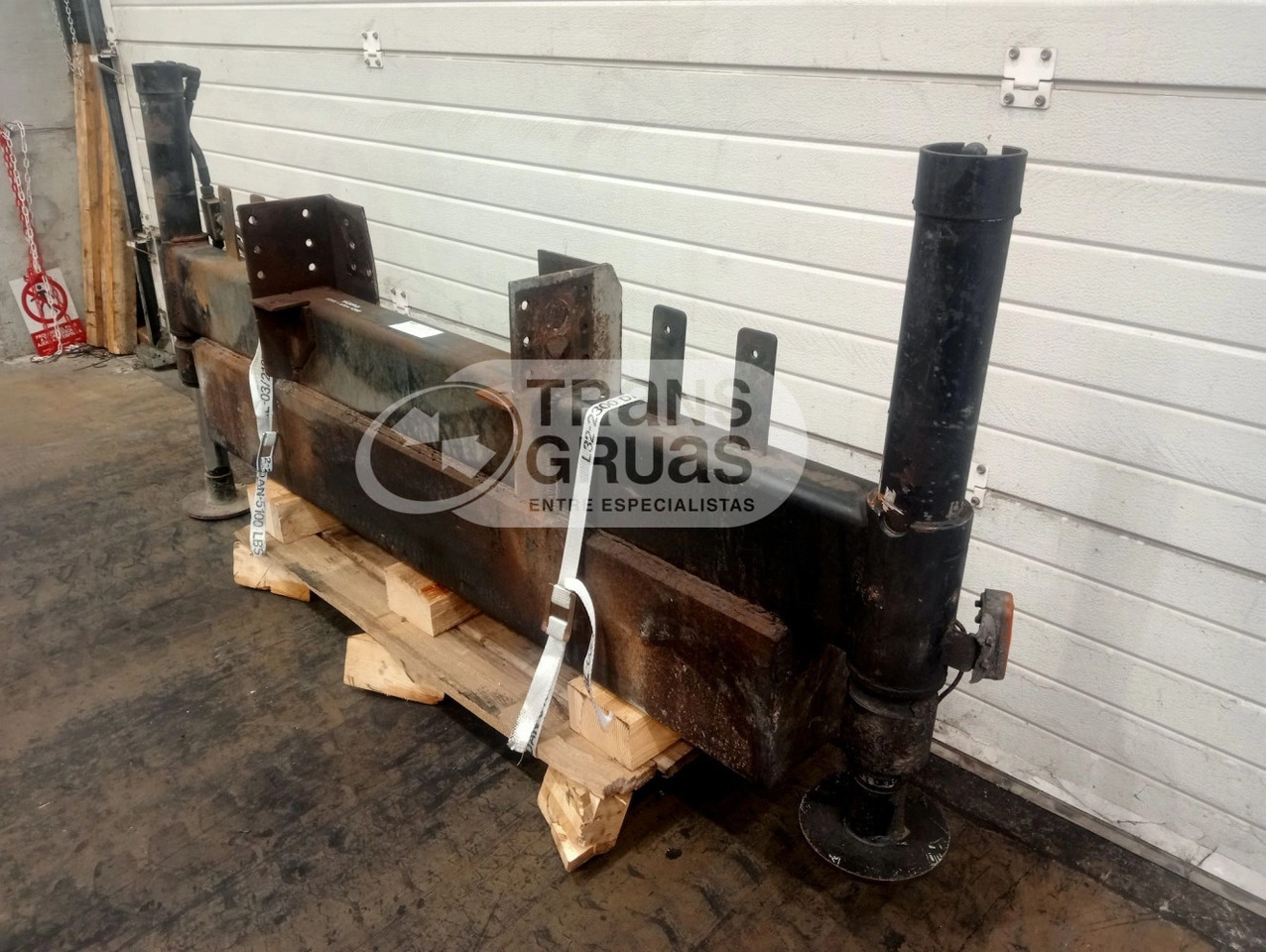 Estabilizador fijo a 2.000 mm - Implemento para Grúa: foto 2 Estabilizador fijo a 2.000 mm - Implemento para Grúa: foto 2