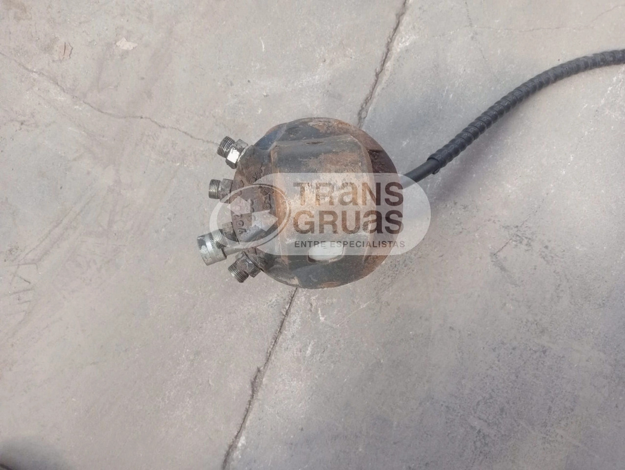 Rotator Kinshofer ocasión 4.500 Kg - Implemento: foto 1 Rotator Kinshofer ocasión 4.500 Kg - Implemento: foto 1