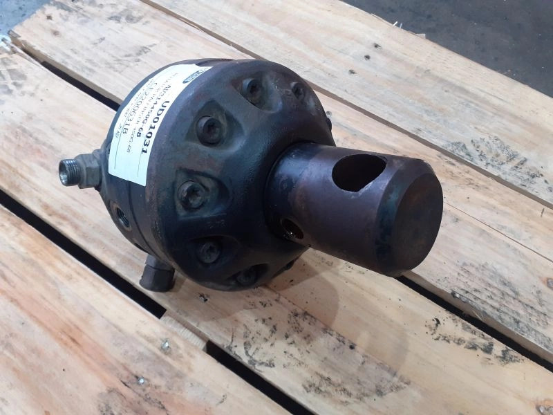 Rotator ocasión 4.500 KG - Implemento: foto 1 Rotator ocasión 4.500 KG - Implemento: foto 1