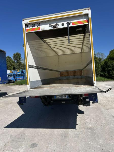 DAF CF 340 - Camión caja cerrada: foto 4 DAF CF 340 - Camión caja cerrada: foto 4