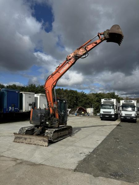 Hitachi ZX85USB-5A - Excavadora de cadenas: foto 3 Hitachi ZX85USB-5A - Excavadora de cadenas: foto 3