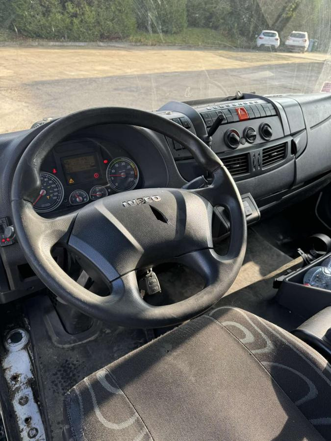 Iveco Eurocargo 160E30 - Camión frigorífico: foto 3 Iveco Eurocargo 160E30 - Camión frigorífico: foto 3