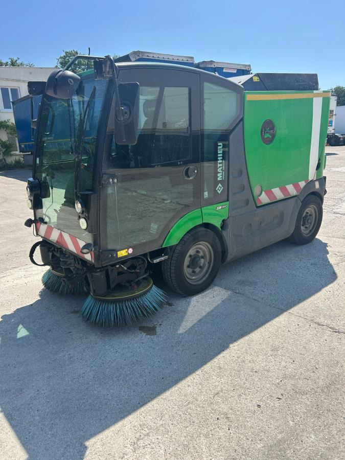 Mathieu Azura MC210 - Barredora vial: foto 1 Mathieu Azura MC210 - Barredora vial: foto 1