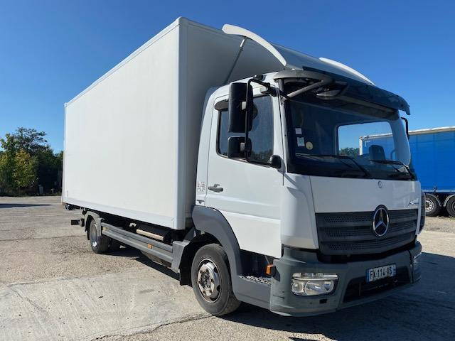 Mercedes Atego 816 - Camión caja cerrada: foto 1 Mercedes Atego 816 - Camión caja cerrada: foto 1