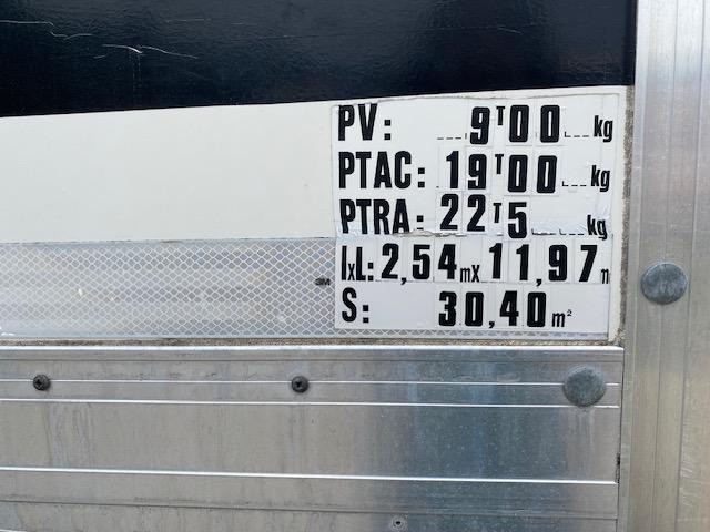 Renault D-Series 320.19 - Camión caja cerrada: foto 4 Renault D-Series 320.19 - Camión caja cerrada: foto 4