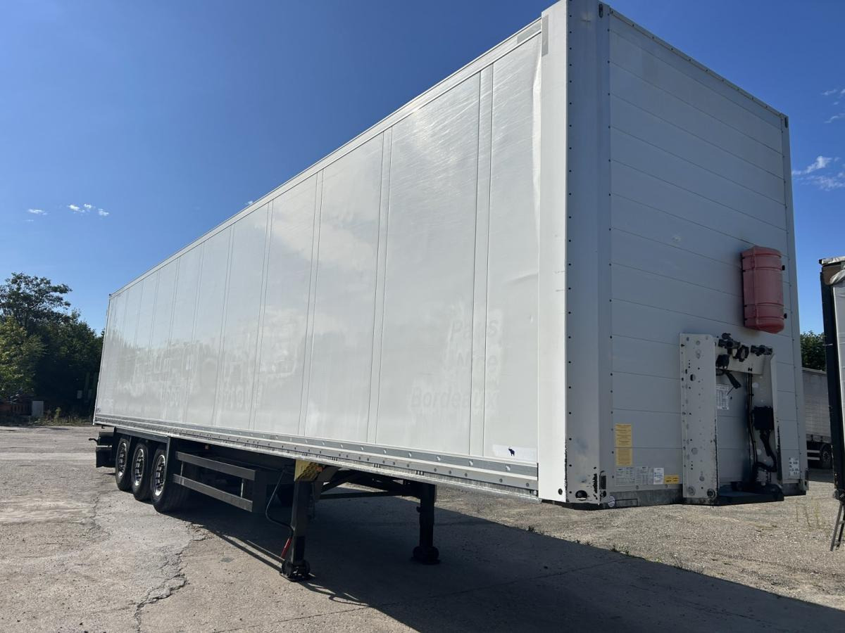 Schmitz Cargobull - Semirremolque isotérmico: foto 1 Schmitz Cargobull - Semirremolque isotérmico: foto 1