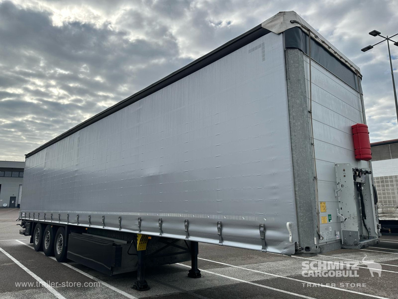 SCHMITZ Curtainsider Standard - Semirremolque lona: foto 1 SCHMITZ Curtainsider Standard - Semirremolque lona: foto 1