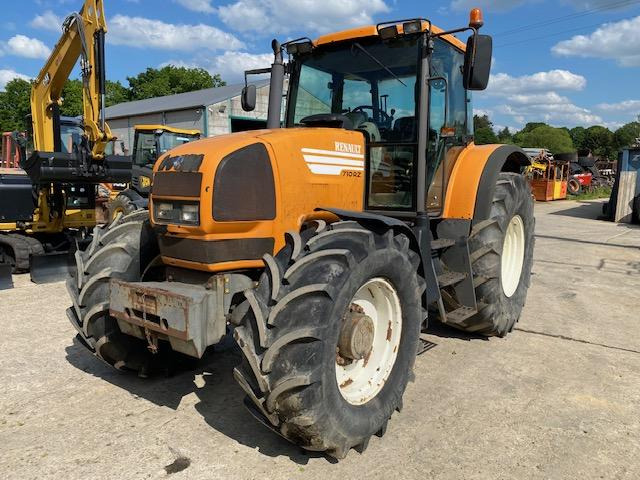 Tractor Renault Ares 710 RZ: foto 1