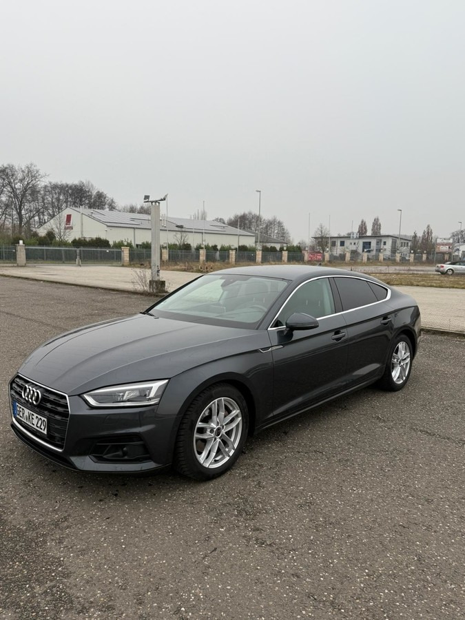 AUDI A5 Sportback 2.0 TDI Schräghecklimousine - Coche: foto 1 AUDI A5 Sportback 2.0 TDI Schräghecklimousine - Coche: foto 1